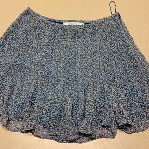 Nectar clothing blue floral shorts size medium